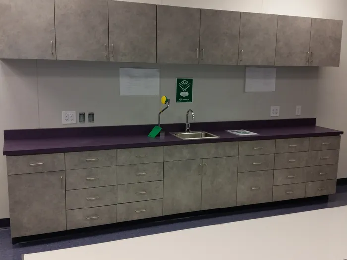 Mandina's Cabinets project photo