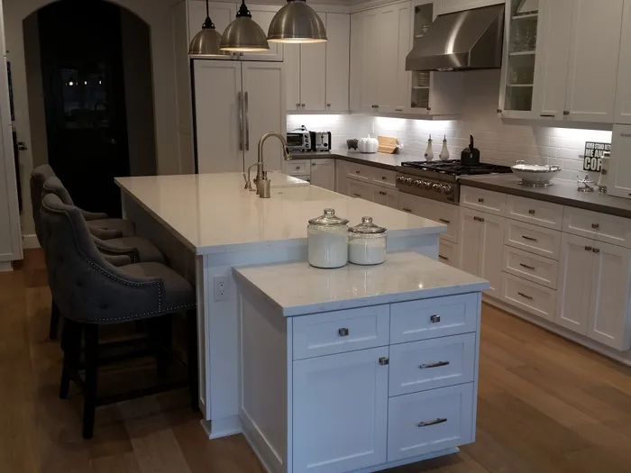 Mandina's Cabinets project photo