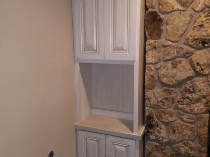 Mandina's Cabinets project photo