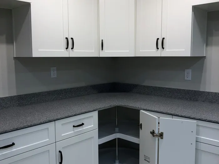 Mandina's Cabinets project photo