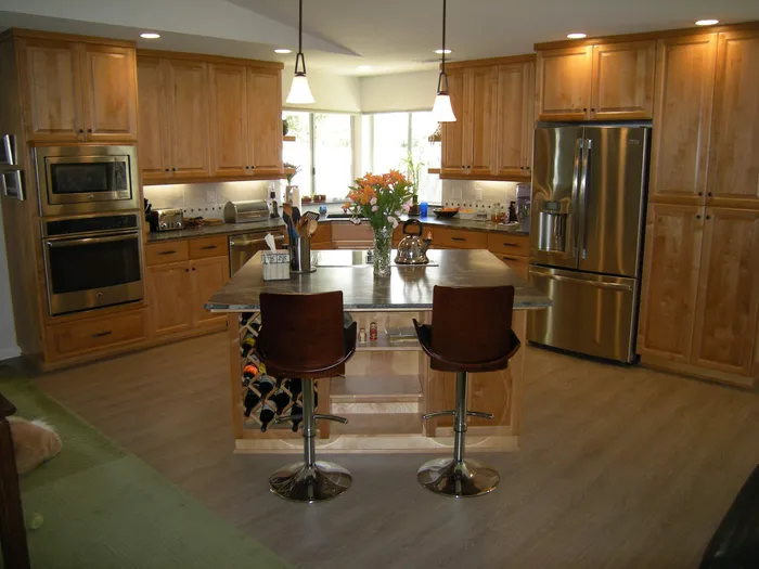 Mandina's Cabinets project photo